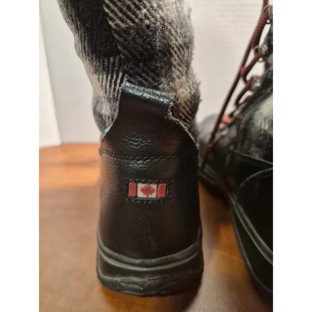 Pajar Canada‎ Women's Winter Combat Boots Black Plaid Leather Size 7-7.5 Flaw
